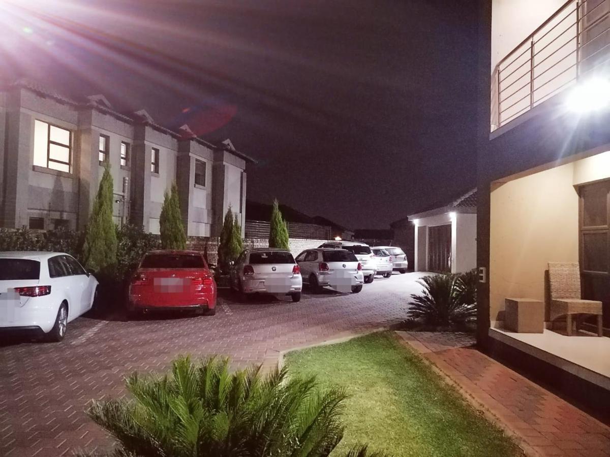Hwh Guesthouse Middelburg มิดเดิลเบิร์ก ภายนอก รูปภาพ