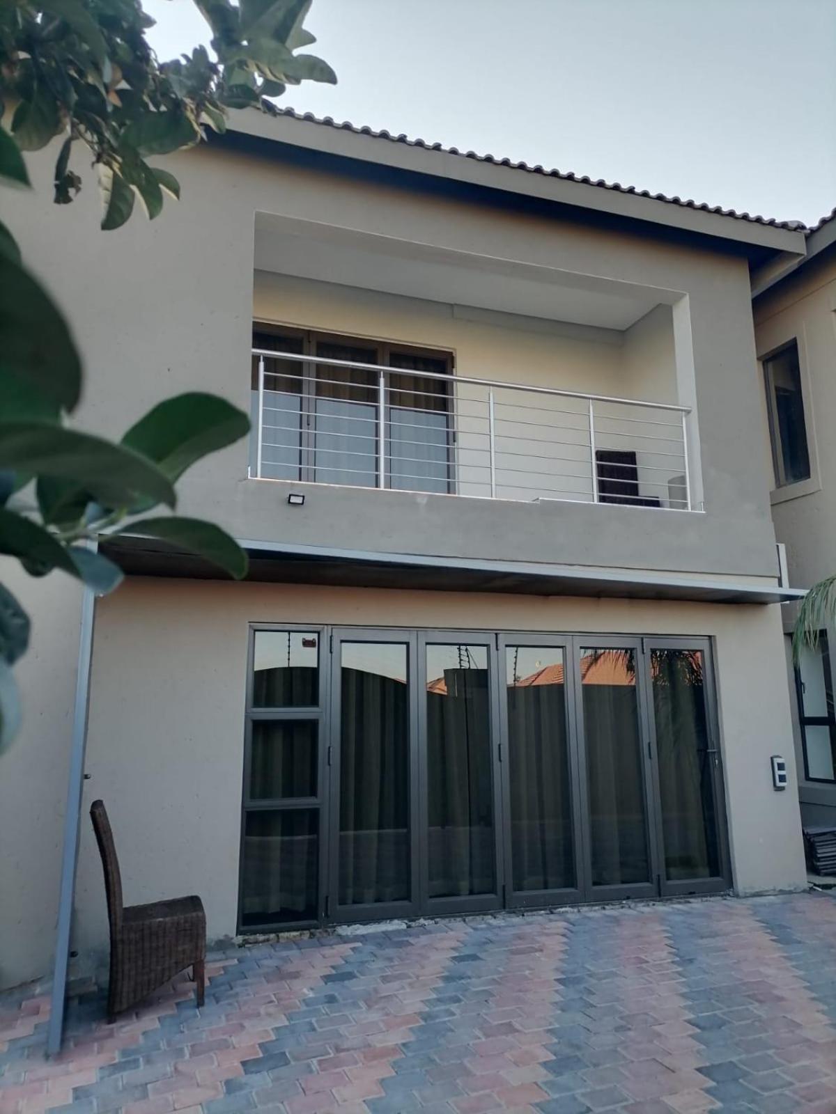 Hwh Guesthouse Middelburg มิดเดิลเบิร์ก ภายนอก รูปภาพ